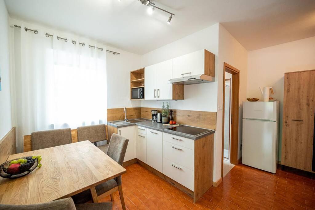 Ferienwohnung Am Kalterer See In Suedtirol Caldaro Luaran gambar